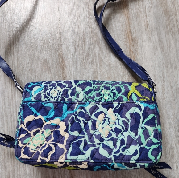 Vera Bradley Small Quilted Handbag Blue Floral Cotton Purse Crossbody - Picture 4 of 11